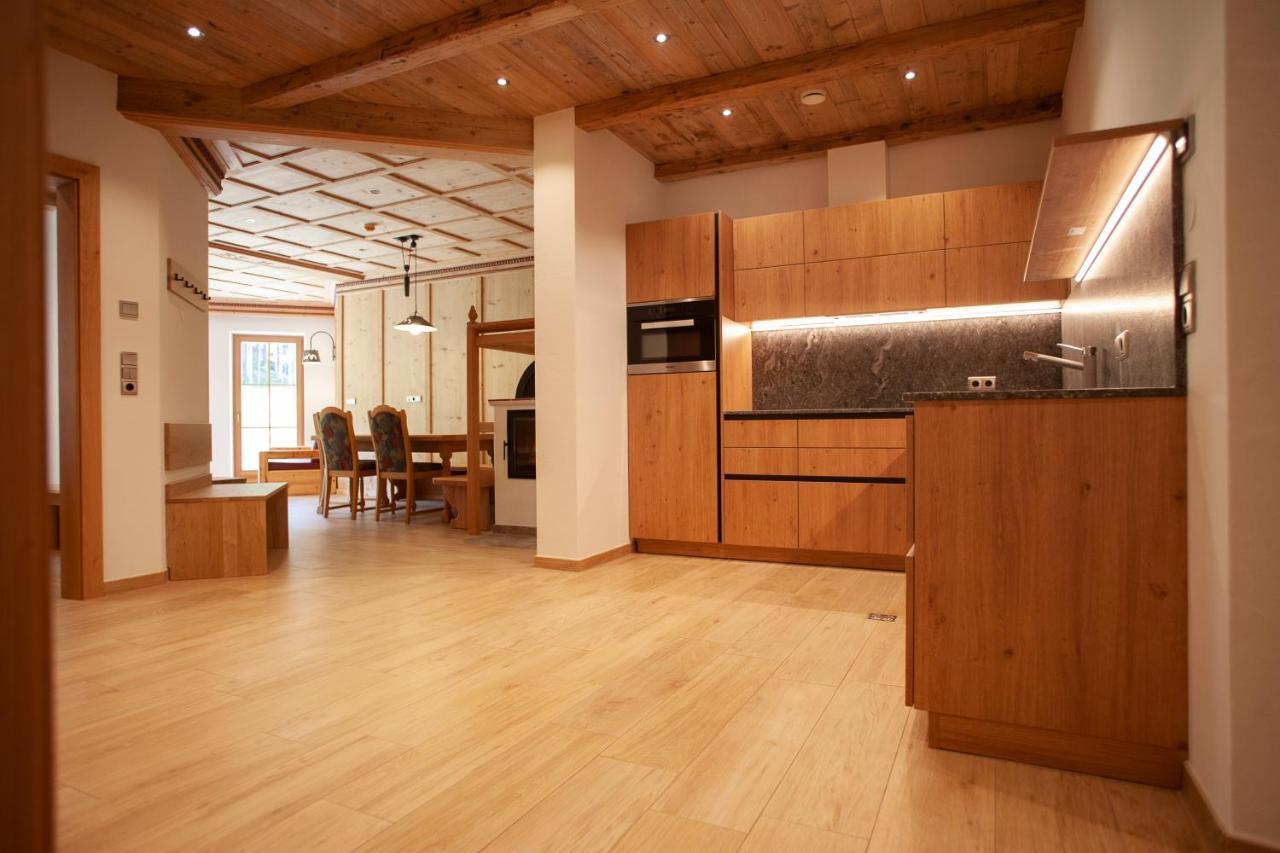 Peil Highend-Basic Apartments San Candido Exterior foto