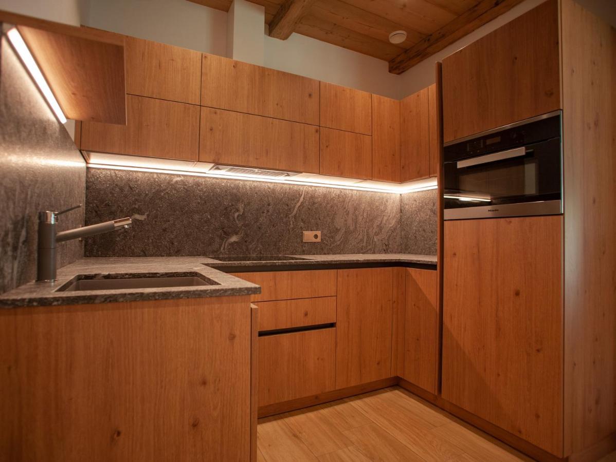 Peil Highend-Basic Apartments San Candido Exterior foto