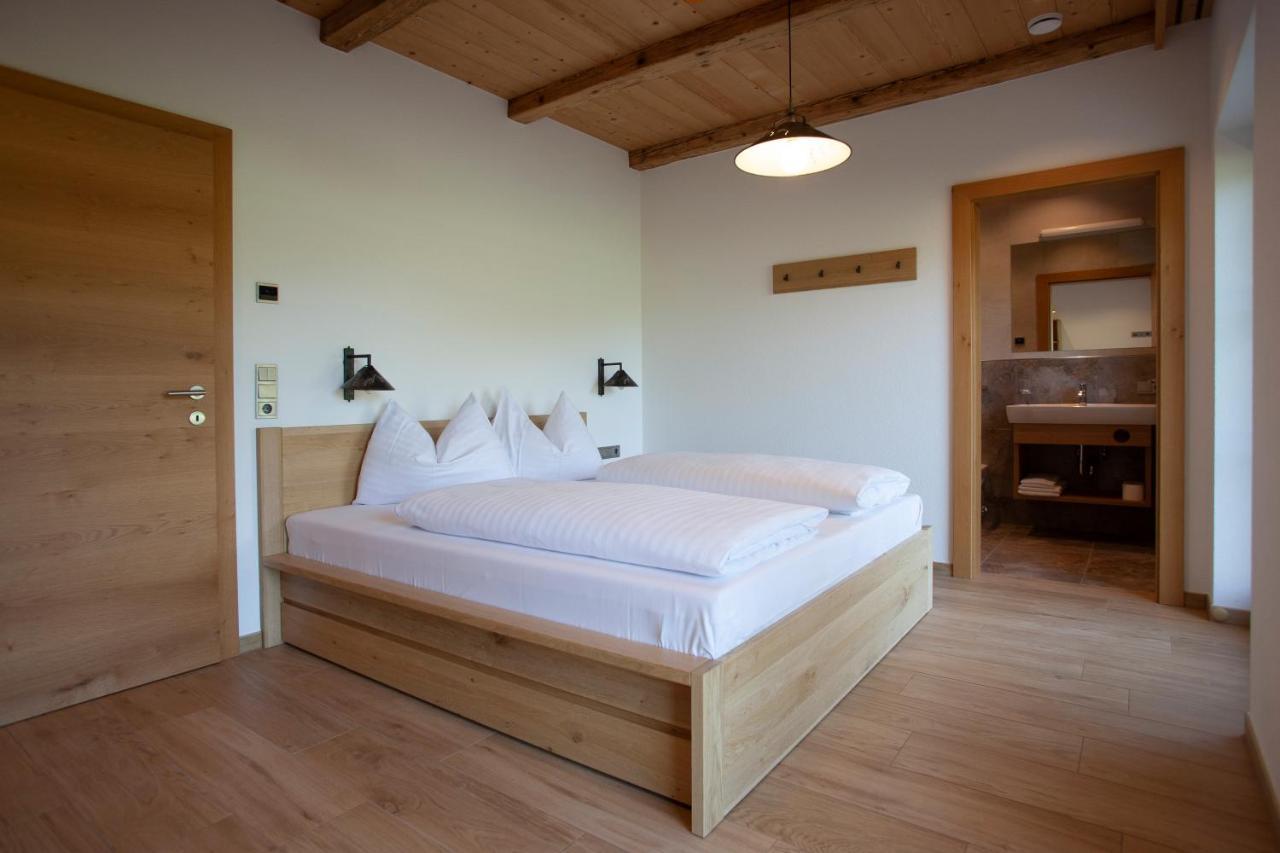 Peil Highend-Basic Apartments San Candido Exterior foto